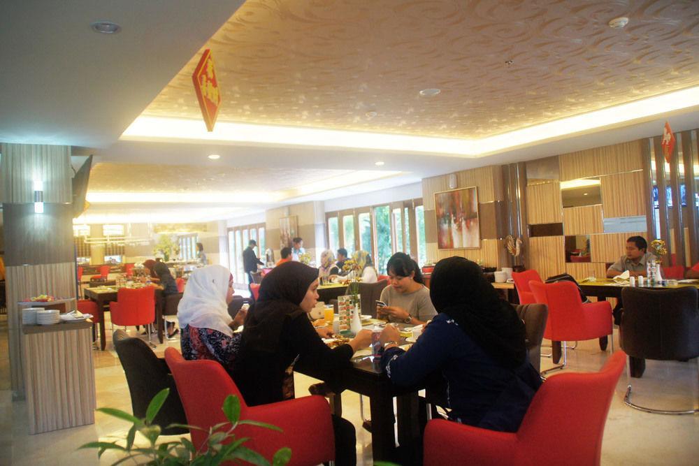 Grand Hap Solo Hotel Exterior foto