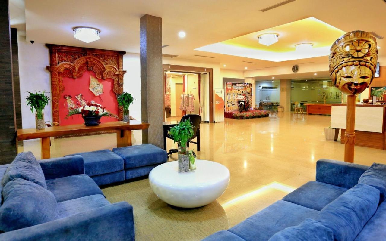 Grand Hap Solo Hotel Exterior foto