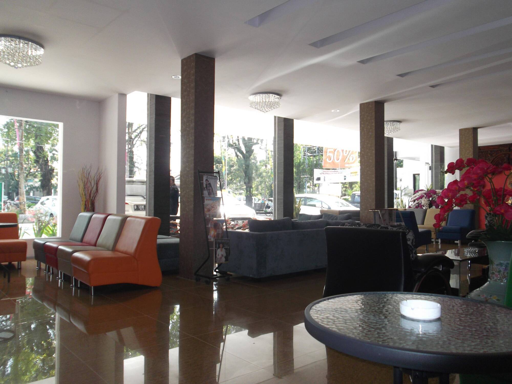 Grand Hap Solo Hotel Exterior foto