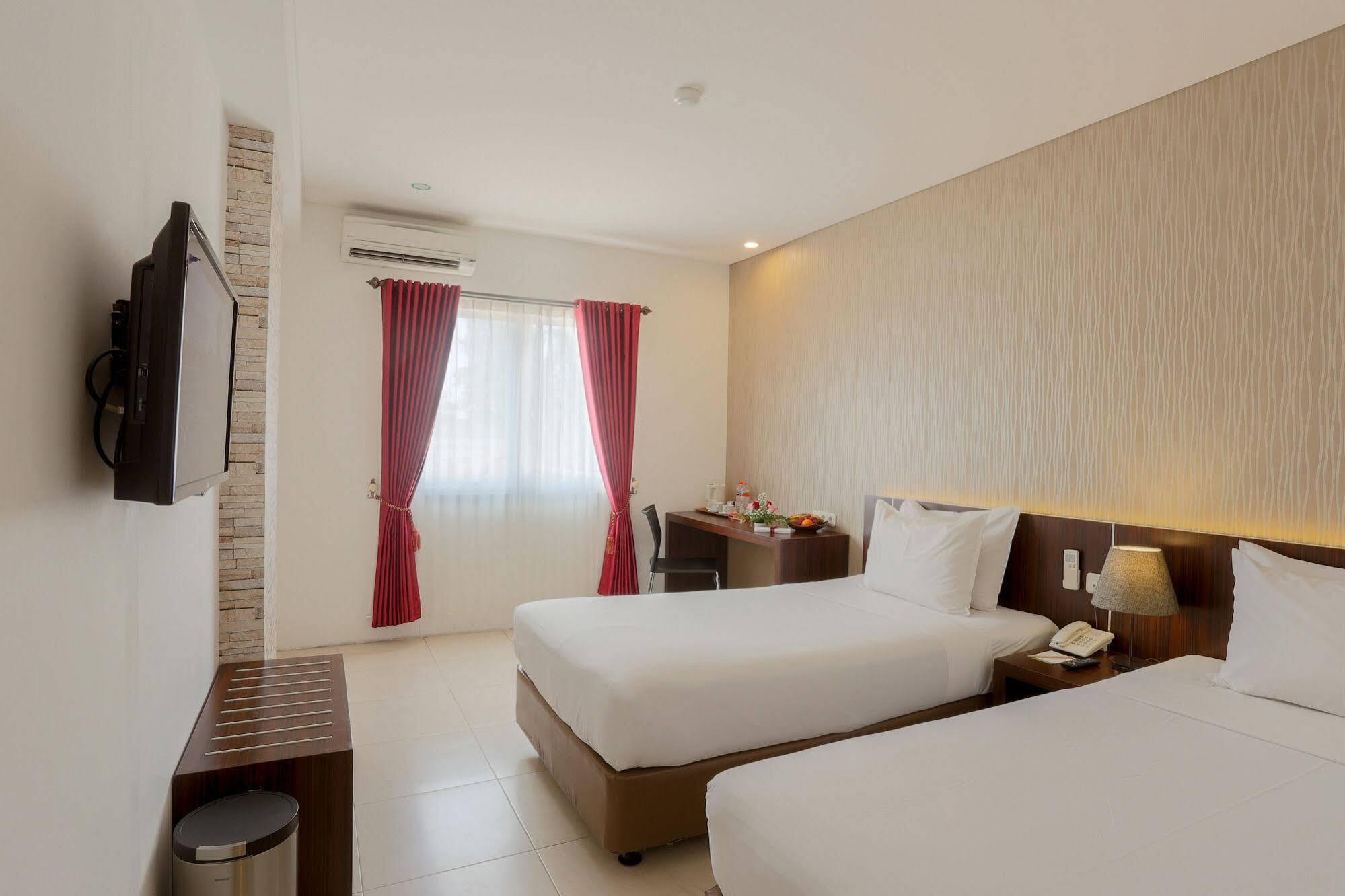 Grand Hap Solo Hotel Exterior foto