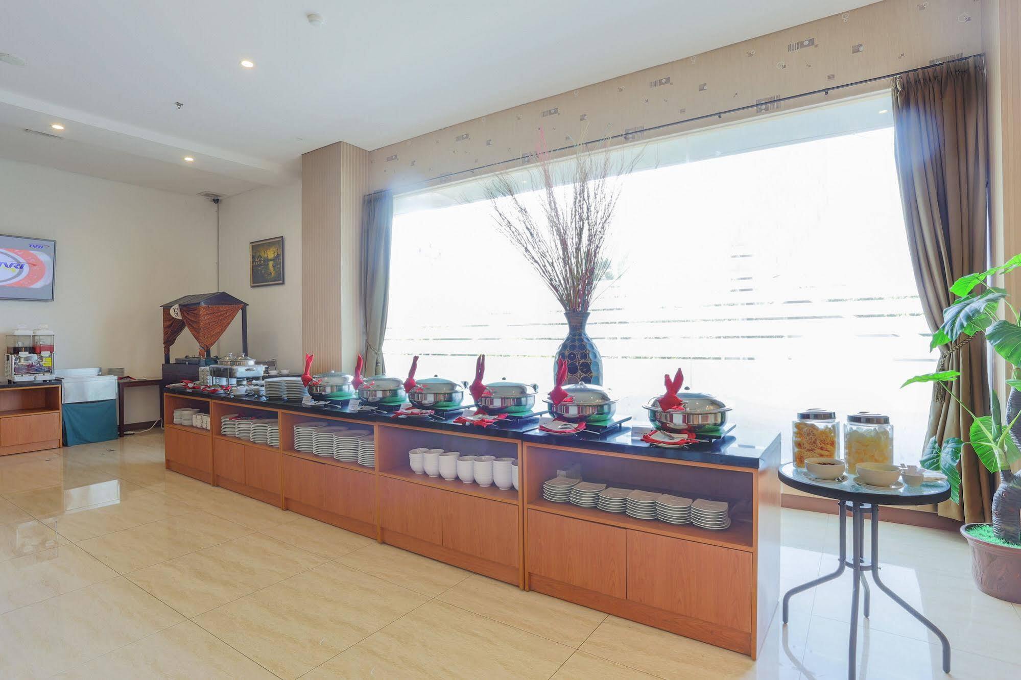 Grand Hap Solo Hotel Exterior foto