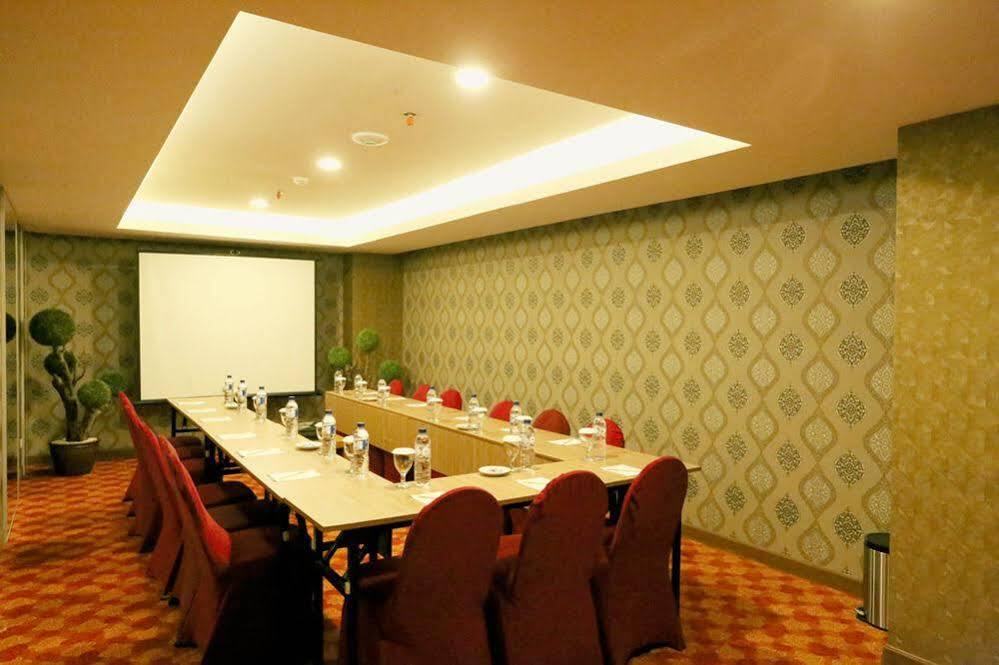 Grand Hap Solo Hotel Exterior foto