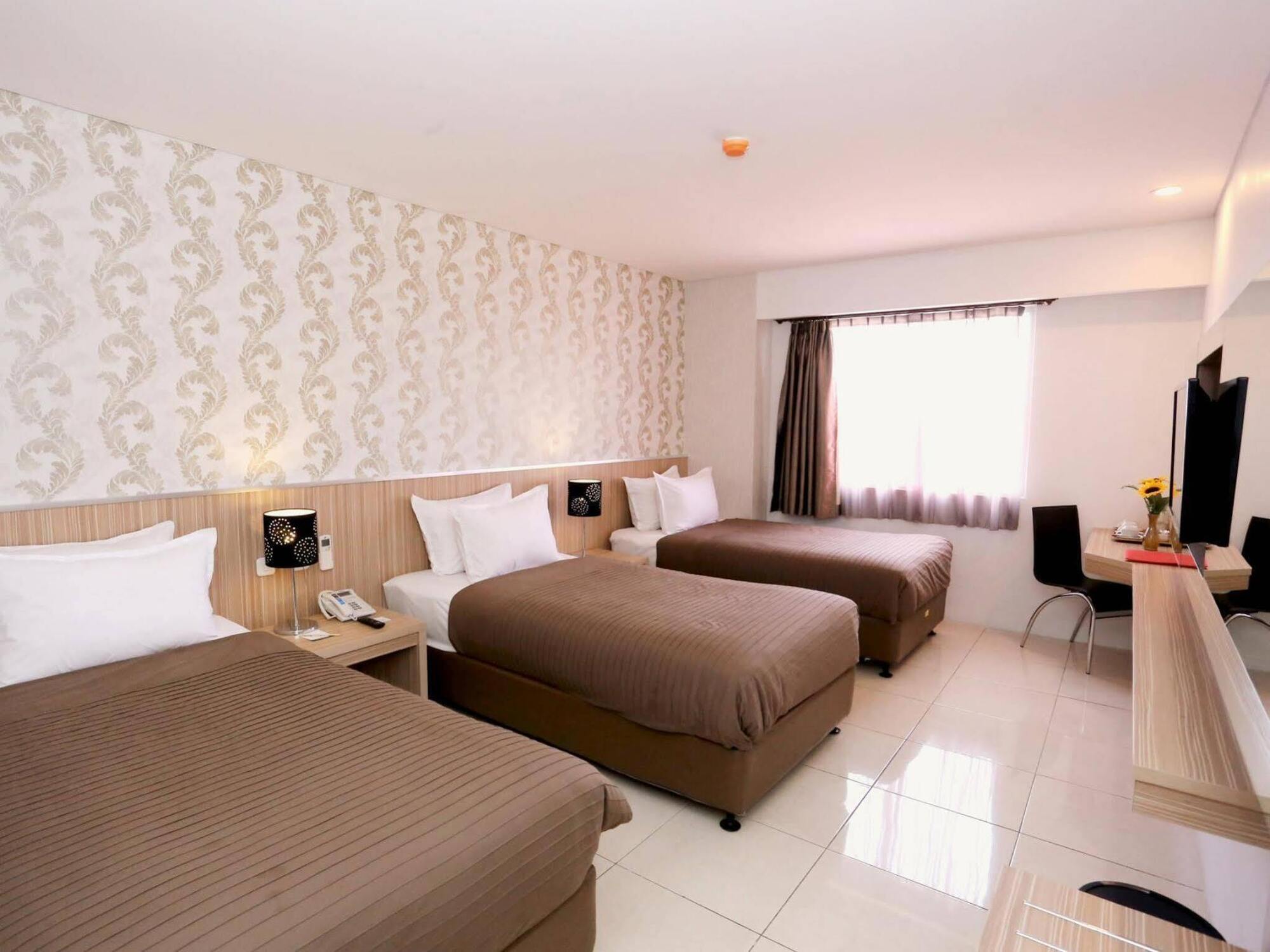 Grand Hap Solo Hotel Exterior foto